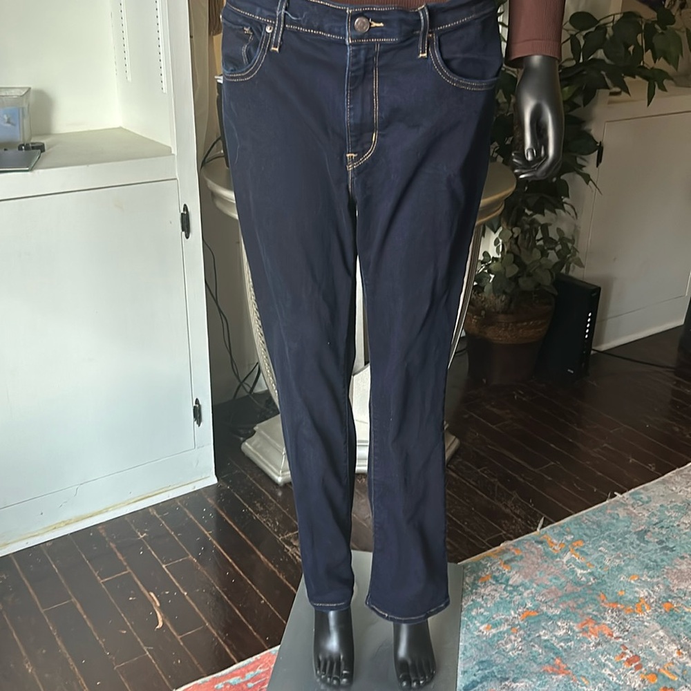 Levi’s 724 HIGH RISE STRAIGHT JEANS Waterless - Picture 2 of 5
